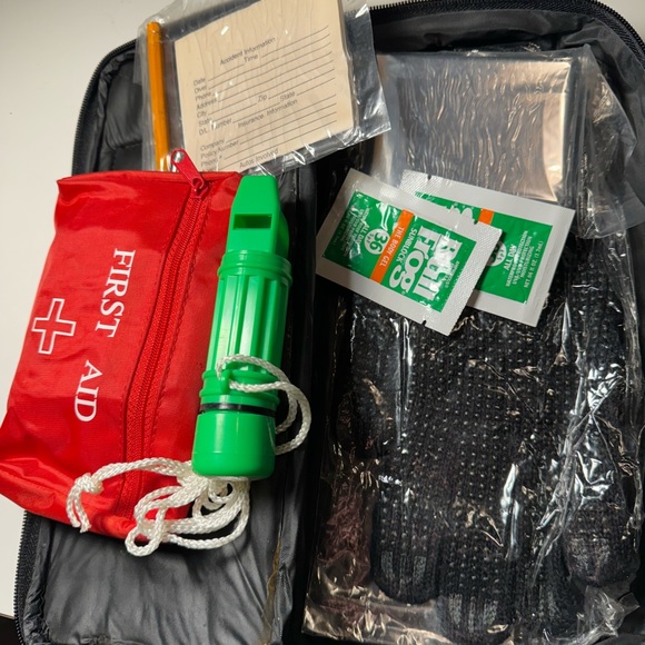 Vintage IZUZU Go Farther Unused Car Safety First Aid Zip Around Auto Kit Rare - Picture 2 of 8